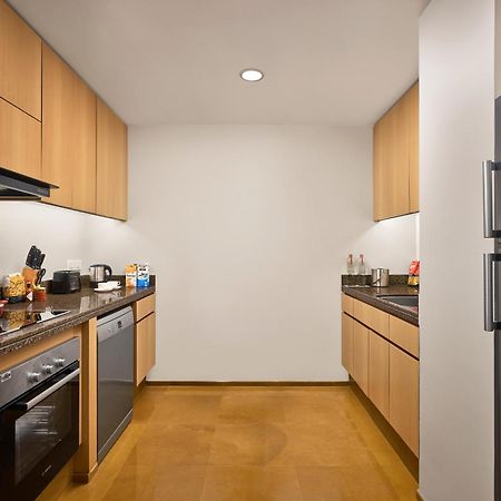 Grand Hyatt Mumbai Hotel And Residences Kültér fotó A typical kitchen in a residential apartment