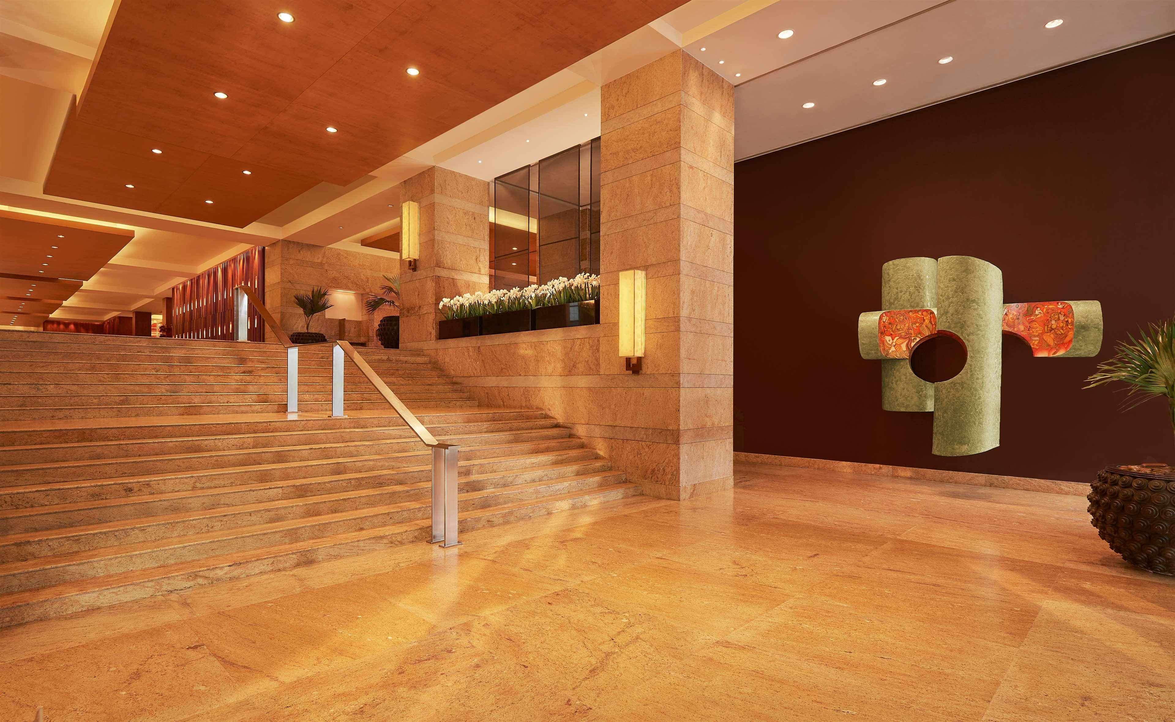 Grand Hyatt Mumbai Hotel And Residences Kültér fotó Lobby