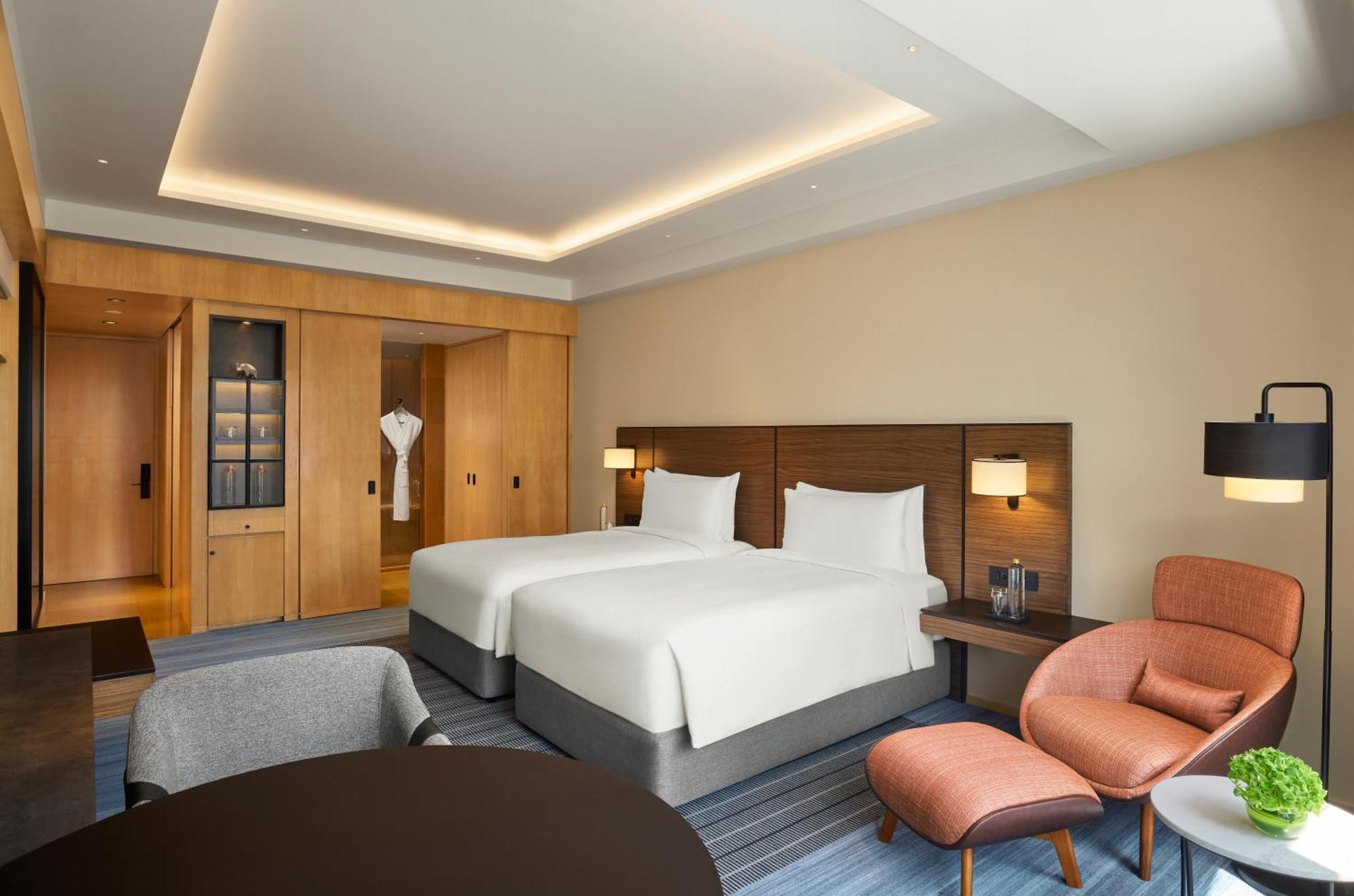 Grand Hyatt Mumbai Hotel And Residences Kültér fotó Deluxe Room