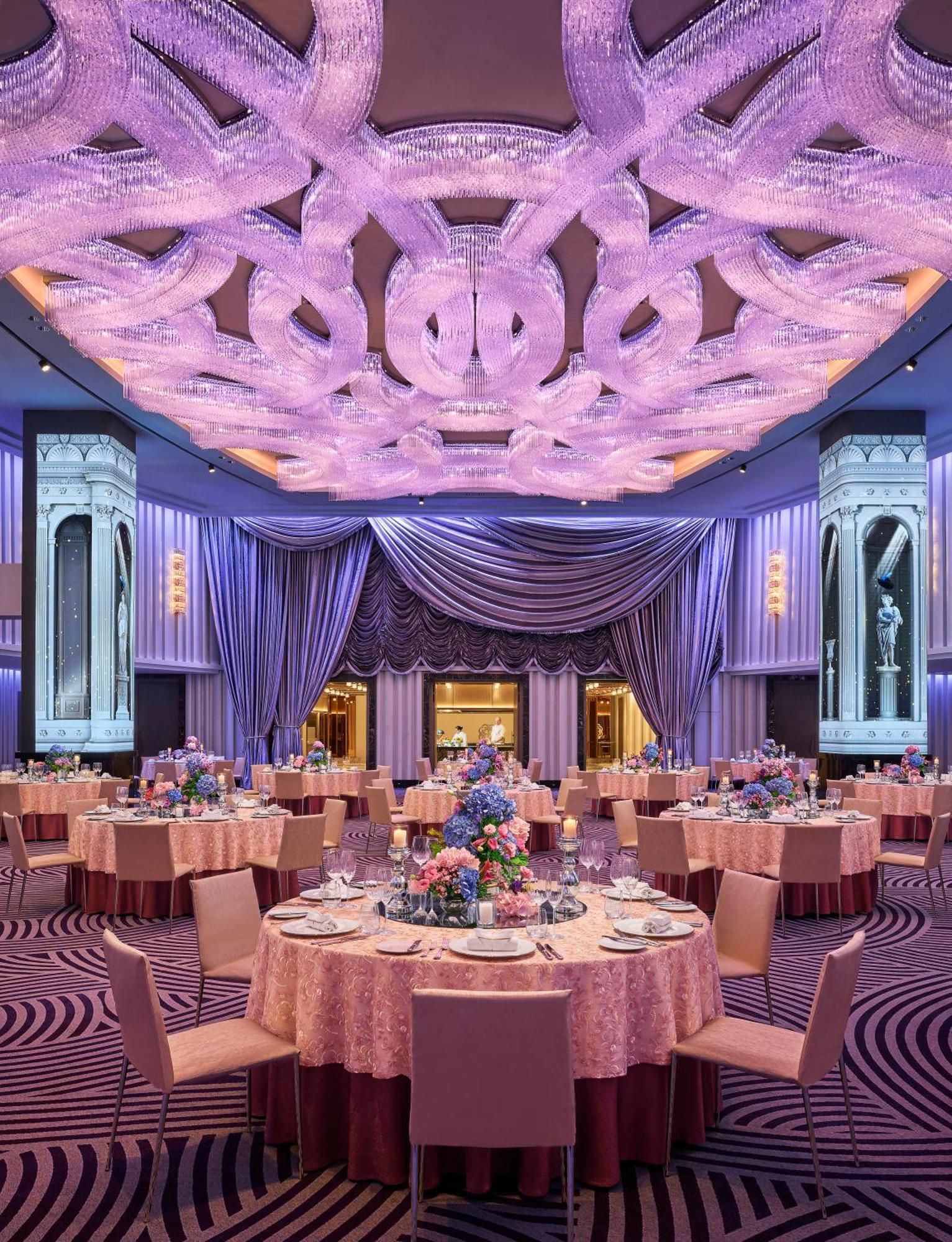 Grand Hyatt Mumbai Hotel And Residences Kültér fotó The Grand Ballroom